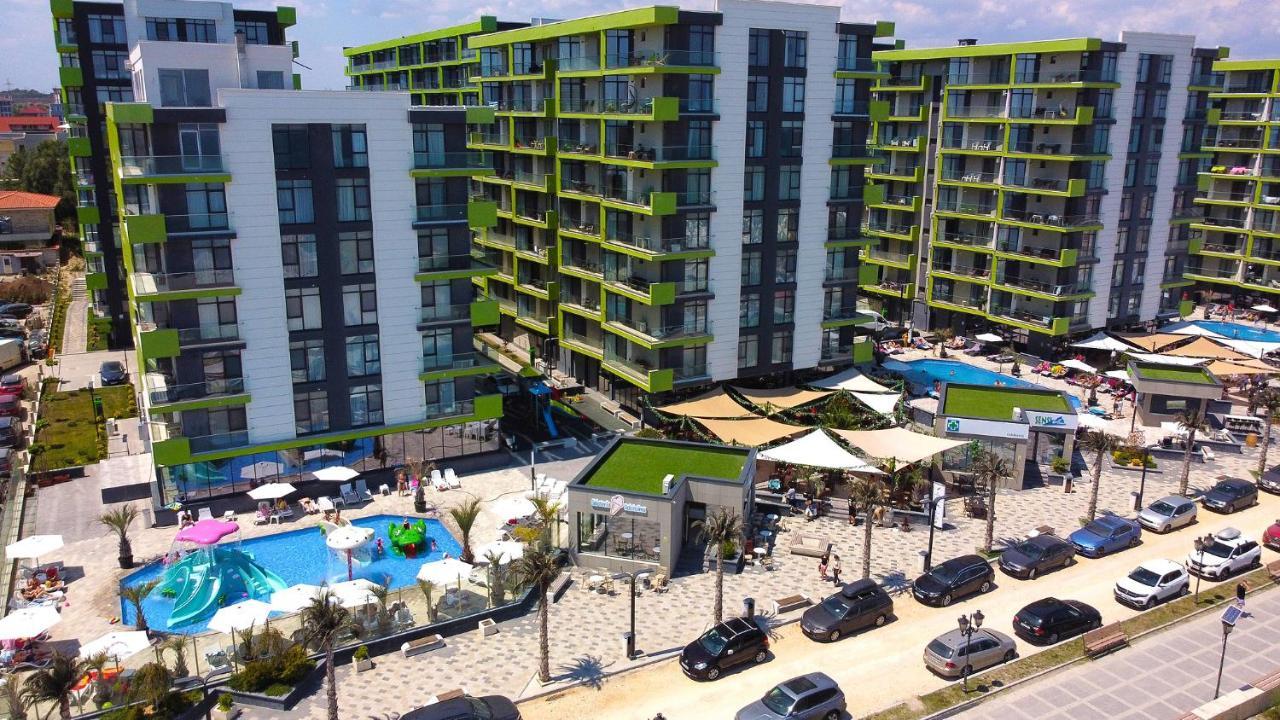 Moon Sea View Apartment - Spa N Pools Resort Mamaia Esterno foto